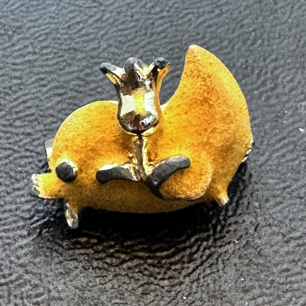 Vintage Flocked Yellow Bird Kitsch Brooch Mid Century Modern Figural‎ Gold Tone